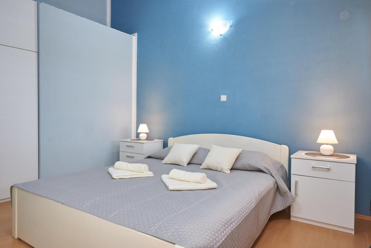 Apartments Lumi Рогозниця Екстер'єр фото