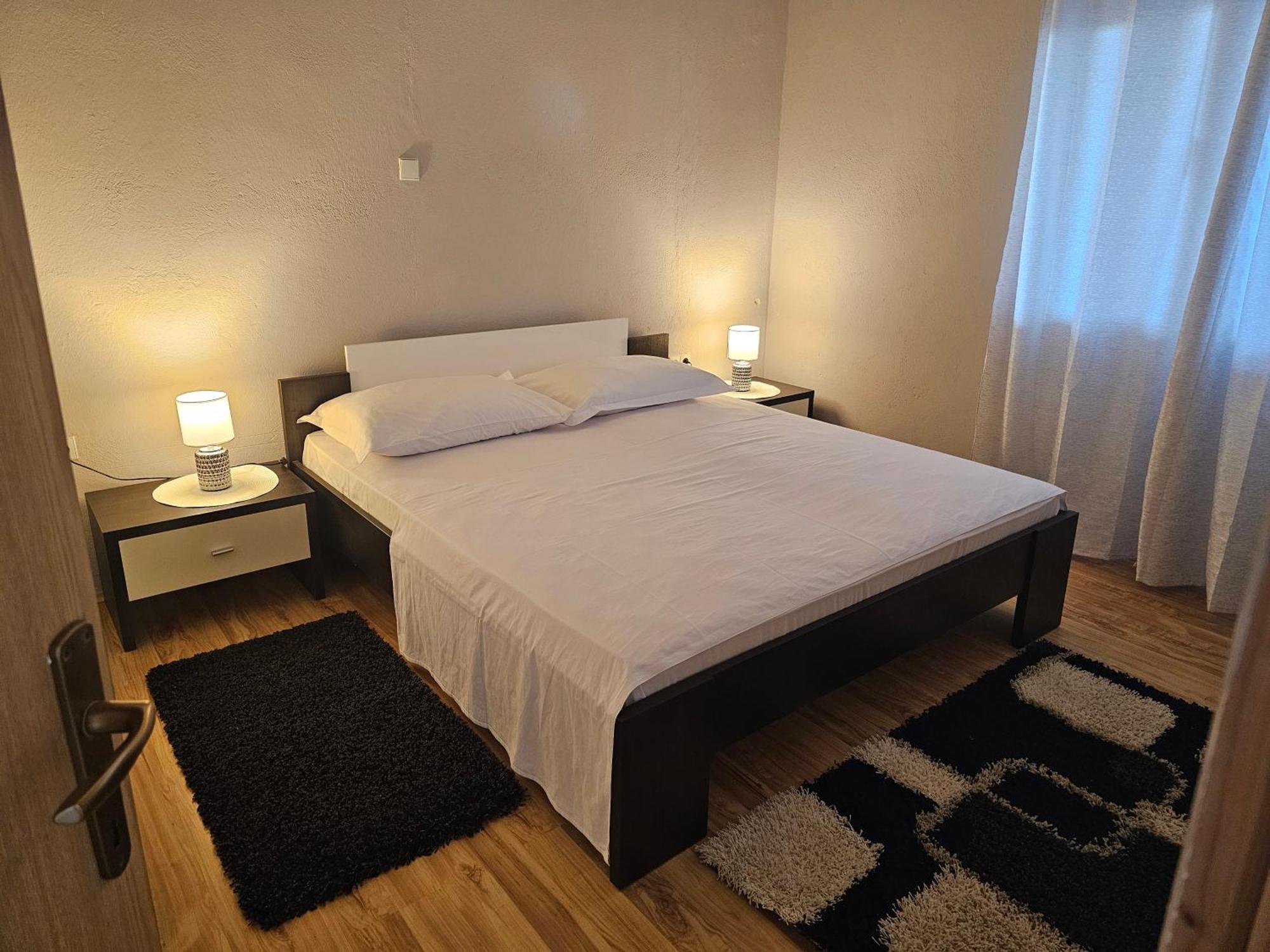 Apartments Lumi Рогозниця Екстер'єр фото
