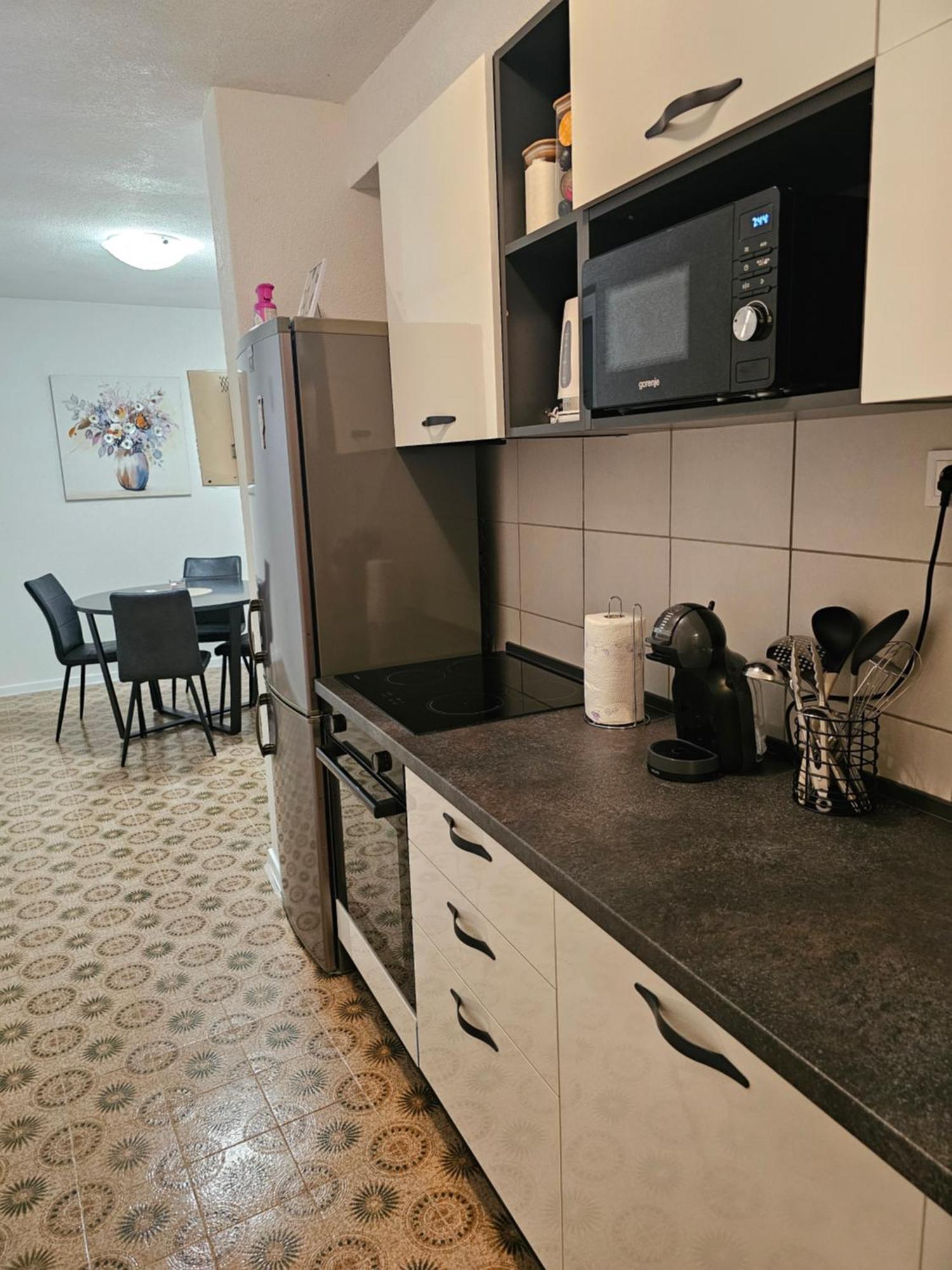 Apartments Lumi Рогозниця Екстер'єр фото
