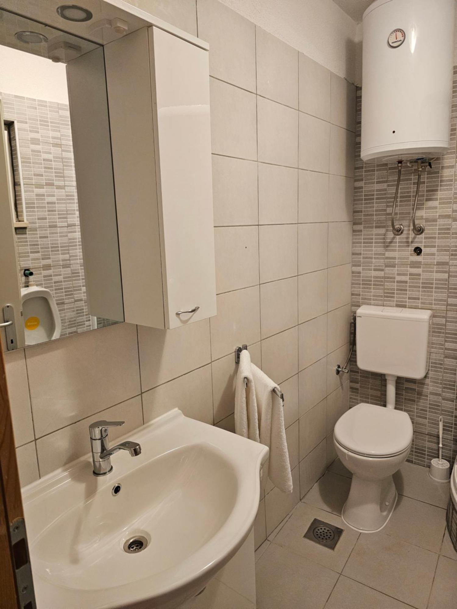 Apartments Lumi Рогозниця Екстер'єр фото